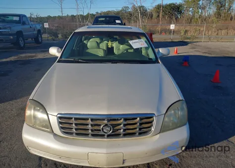 2003 Cadillac Deville Standard z USA, uszkodzony, nr VIN 1G6KD54Y43U279978